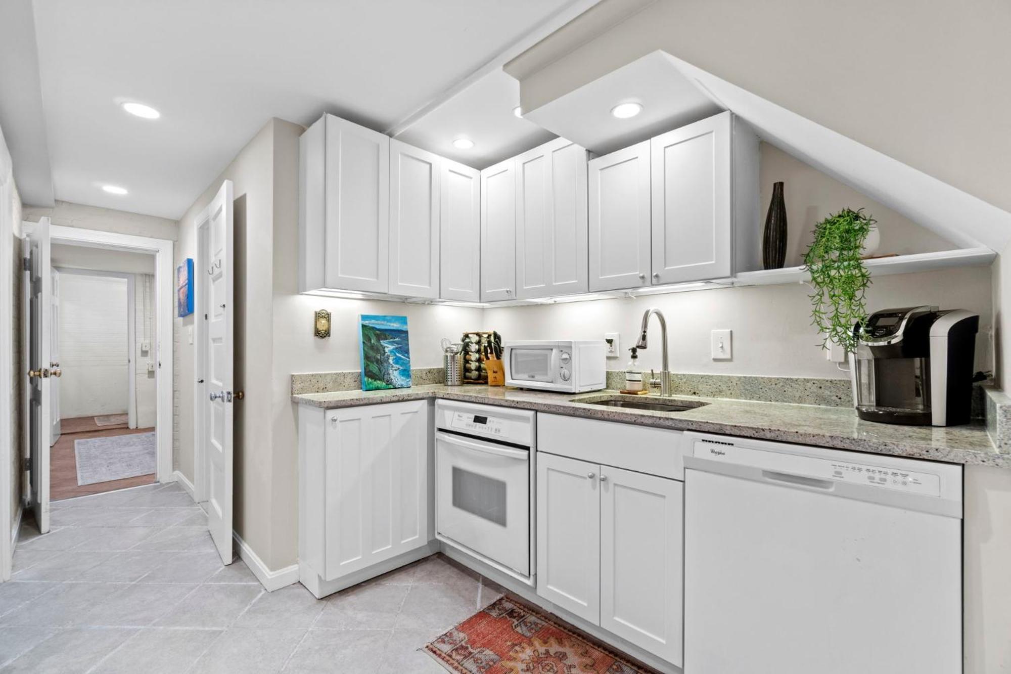 Appartement Glover Park/Georgetown Oasis With Parking à Washington Extérieur photo